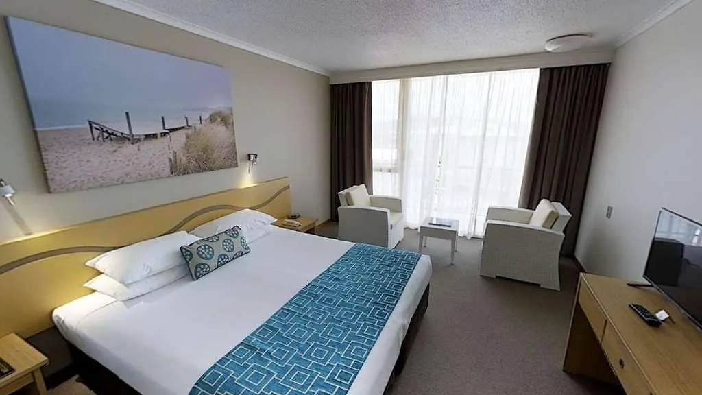 Pacific Hotel Cairns 4*,